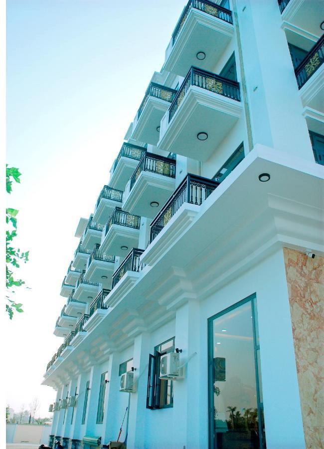 Khach San Yen Chau Hotell Chau Doc Eksteriør bilde