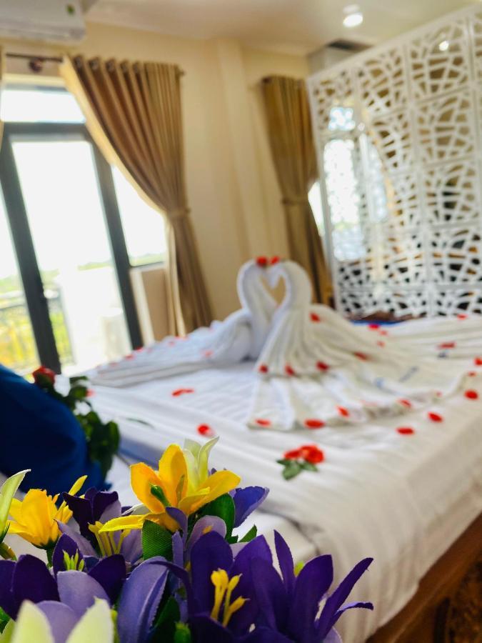 Khach San Yen Chau Hotell Chau Doc Eksteriør bilde